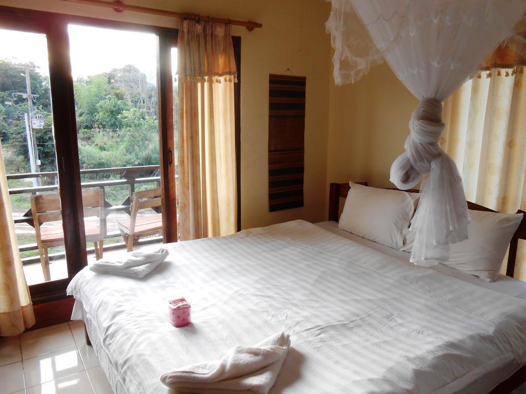 Jammee Guesthouse Vang Vieng Ruang foto