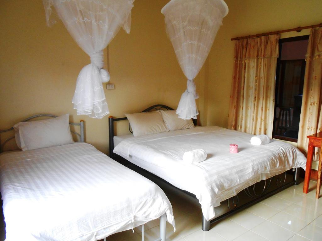 Jammee Guesthouse Vang Vieng Ruang foto